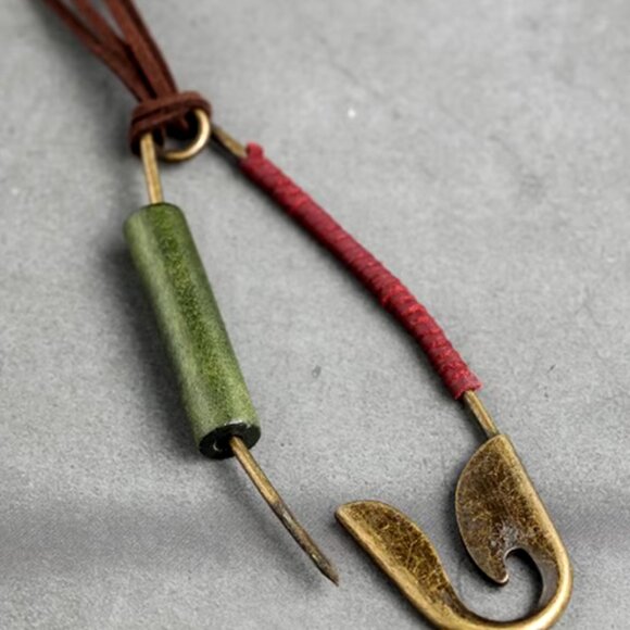 Large Safety Pin Statement Necklace Bohemian Boho Unisex - Picture 8 of 9